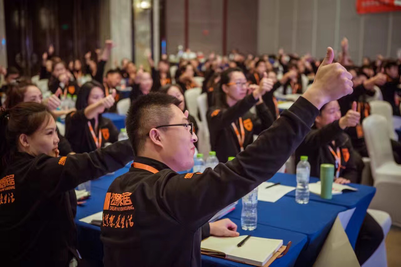 长袖纯棉POLO衫定制容易变形？